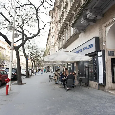 Cozy City Center E40 Apartments Budapest Exterior photo